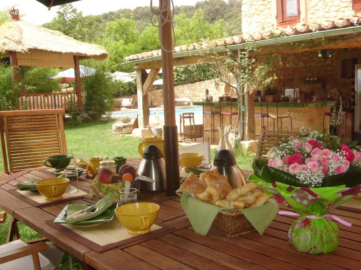 Bed and Breakfast Domaine De Sainte Annette Callian  Exterior foto